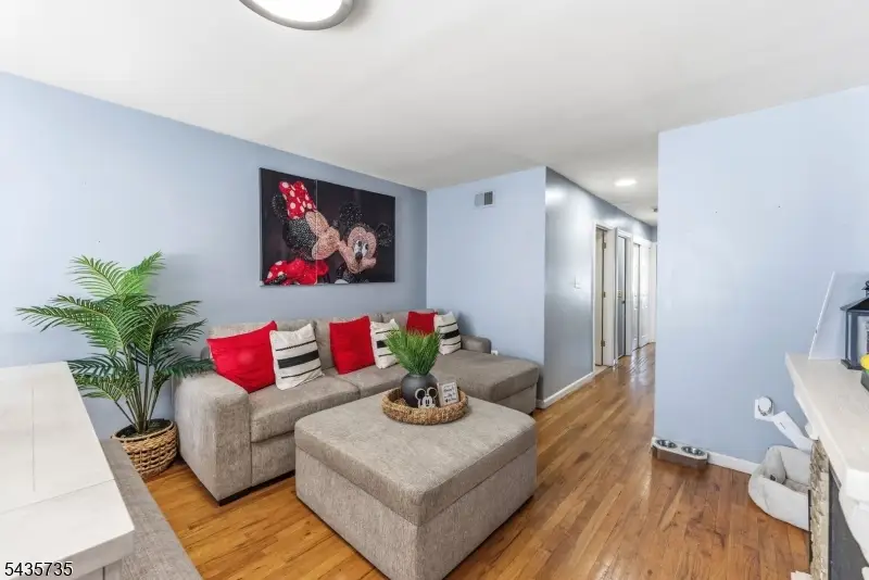 56 Vincent St, Newark, NJ 07105 - #2