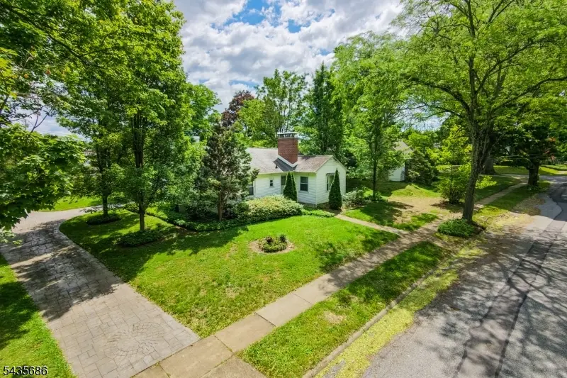 133 Frost Ave, Phillipsburg, NJ 08865 - #1