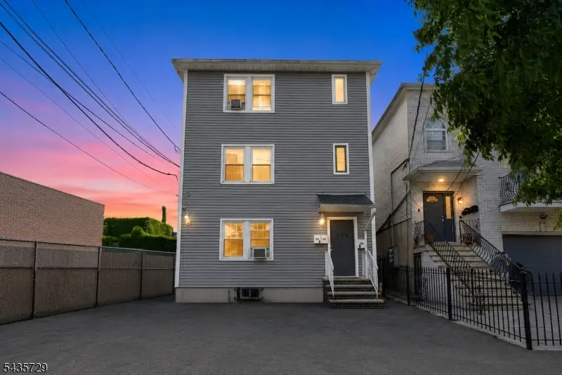 350 New St, Newark, NJ 07103 - #1