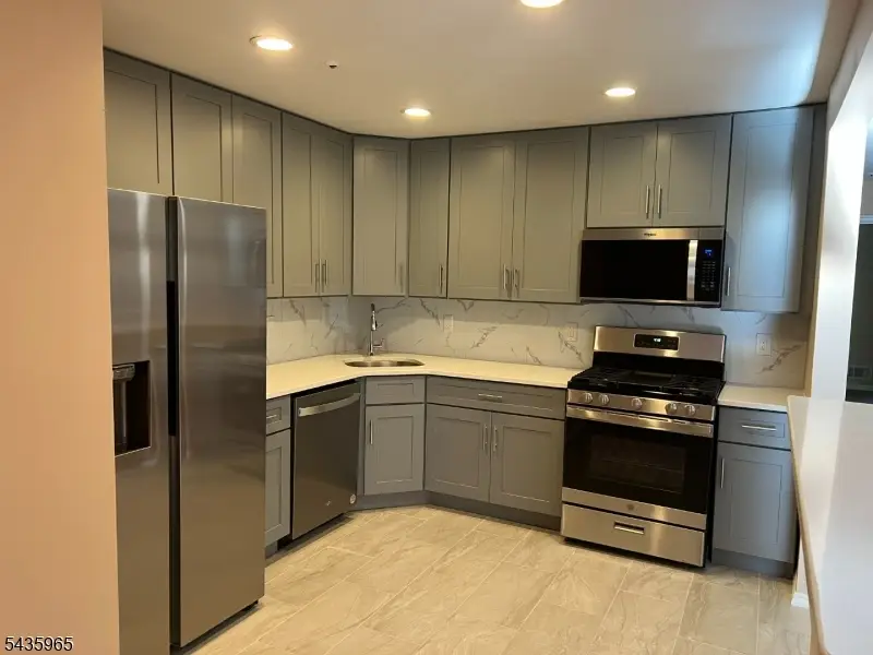 15 Potomac Dr, Bernards, NJ 07920 - #1