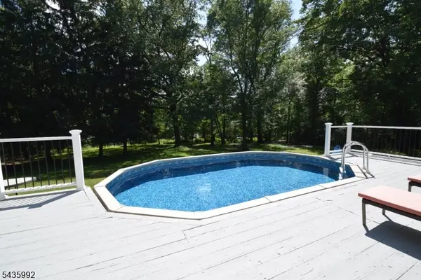 567 Foothill Rd, Bridgewater Twp., NJ 08807