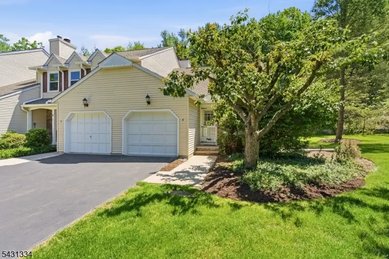 6 Carriage Ln, Sparta, NJ 07871 - #1
