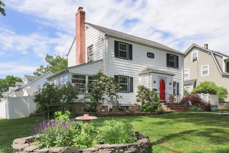 303 E Webster Ave, Roselle Park, NJ 07204 - #2