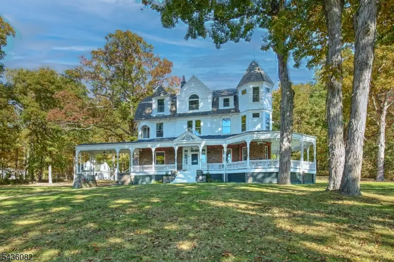 211 Mountainside Rd, Mendham, NJ 07945 - #1