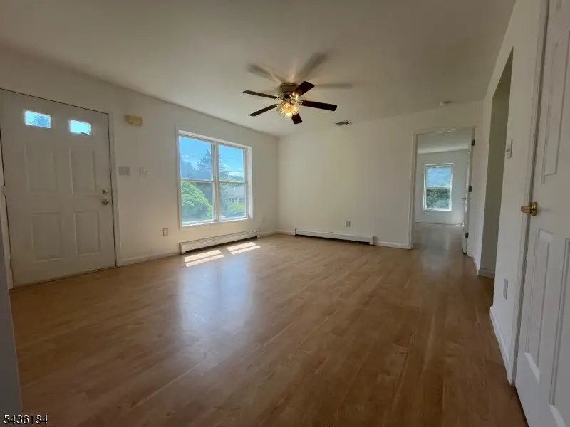 23 Elm St, Oxford, NJ 07863 - #2