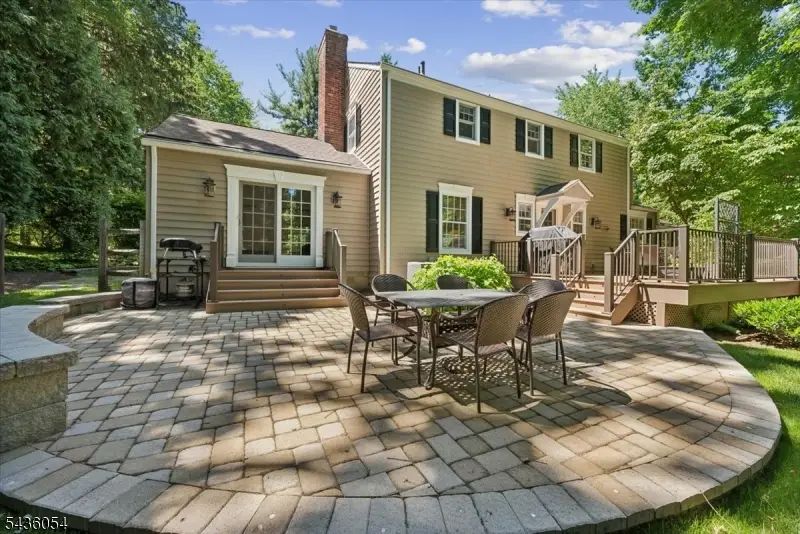 75 Club Dr, New Providence, NJ 07901 - #2