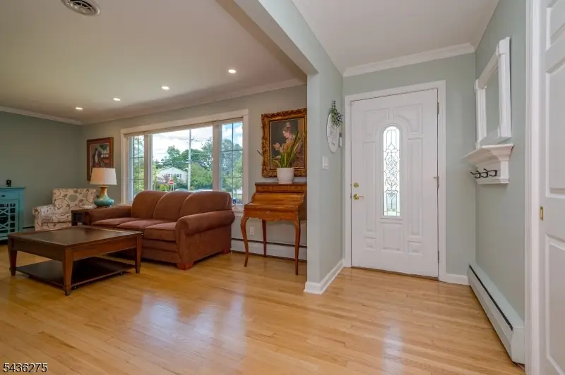 108 Howard Ave, Middlesex, NJ 08846 - #3