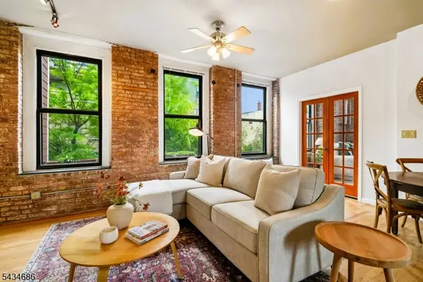 54-60 Mcwhorter St #207, Newark City, NJ 07105