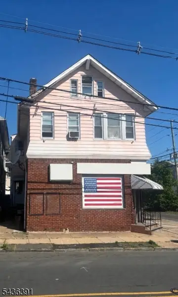 701 Grier Ave, Elizabeth City, NJ 07202