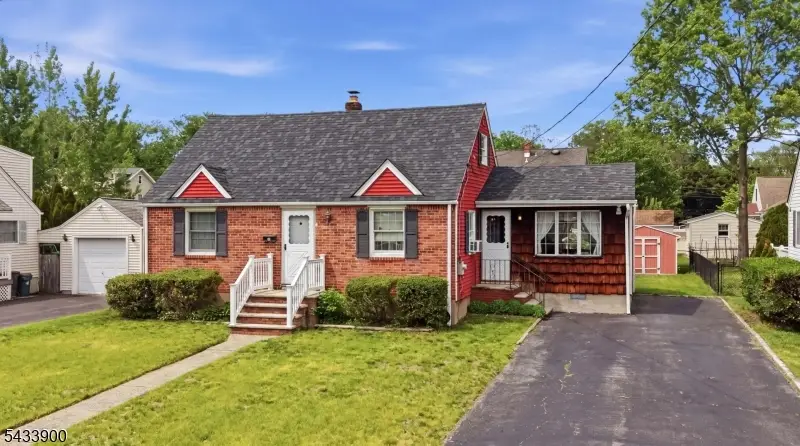 9 Winding Way, Pompton Plains, NJ 07444 - #2