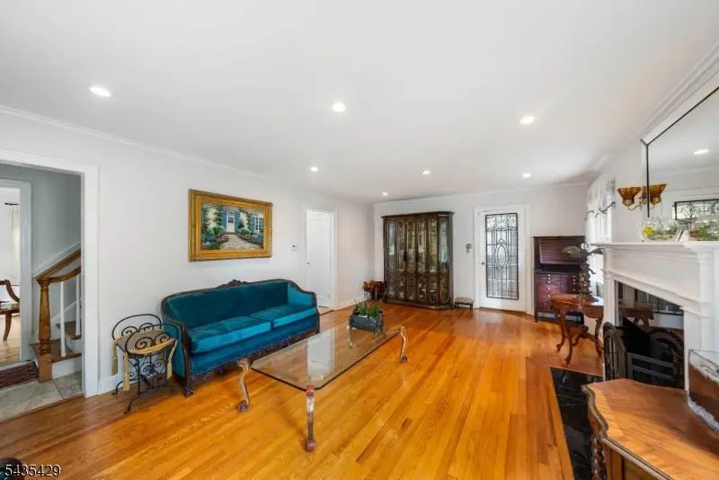 664 Duquesne Ter, Union, NJ 07083 - #3