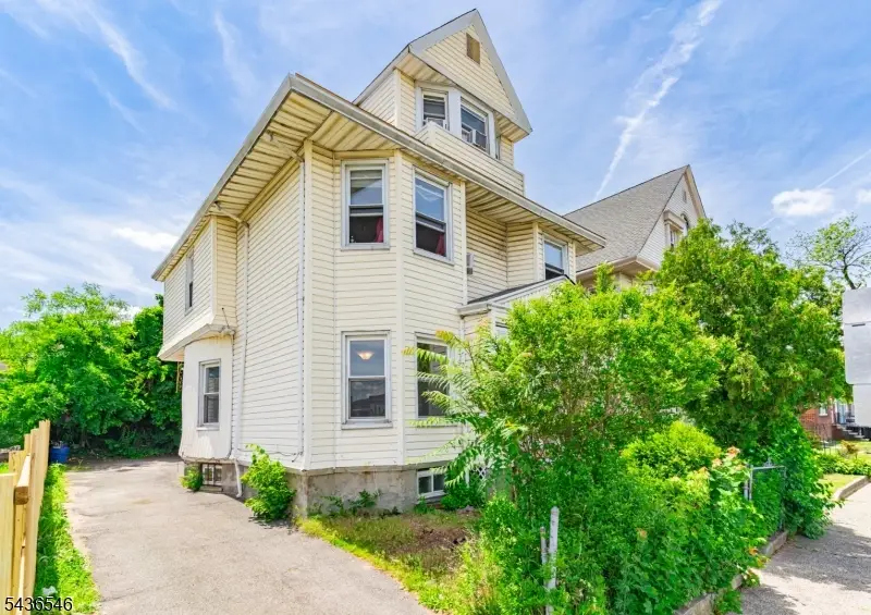 3 Winthrop Ter, East Orange, NJ 07018 - #1