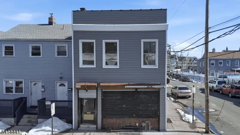 615 E 22nd St, Paterson, NJ 07514 - #3