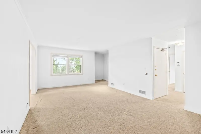 68-86 New England Ave #32, Summit, NJ 07901 - #2