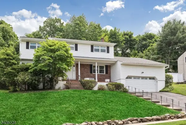 37 Wolfe Dr, Wanaque Boro, NJ 07465