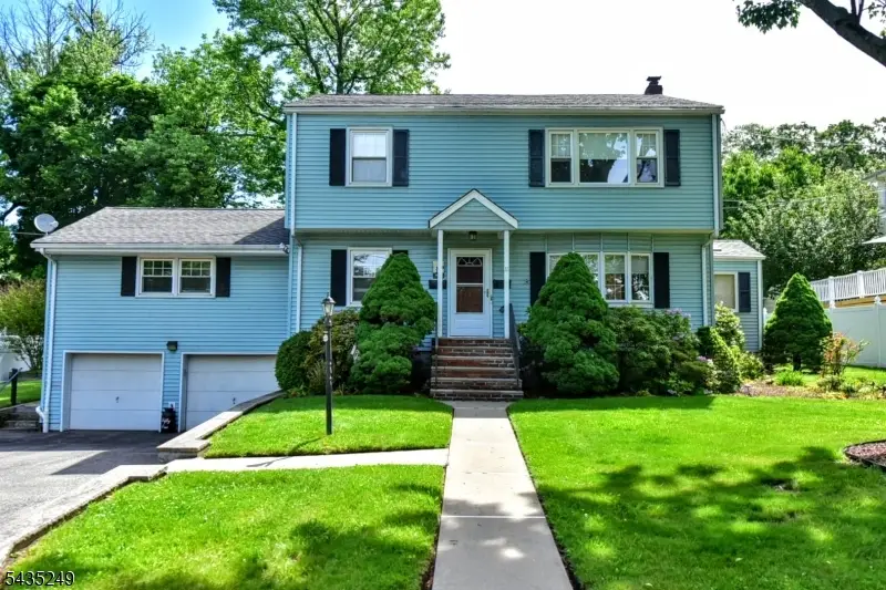 51 Charles St, Dumont, NJ 07628 - #1