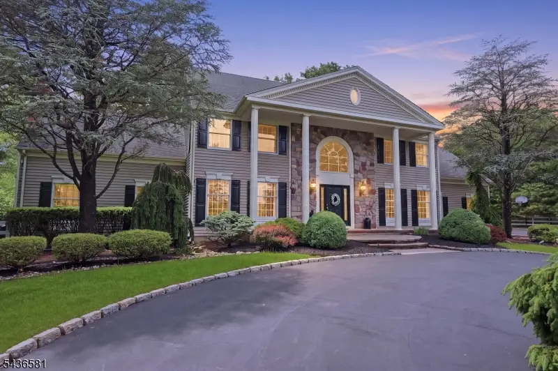 9 Proprietor Ln, Readington, NJ 08889 - #1