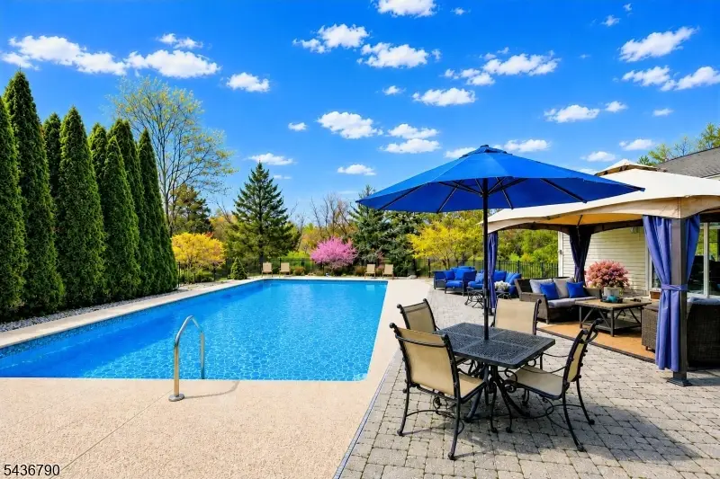 1 Demott Dr, Whitehouse Station, NJ 08889 - #1