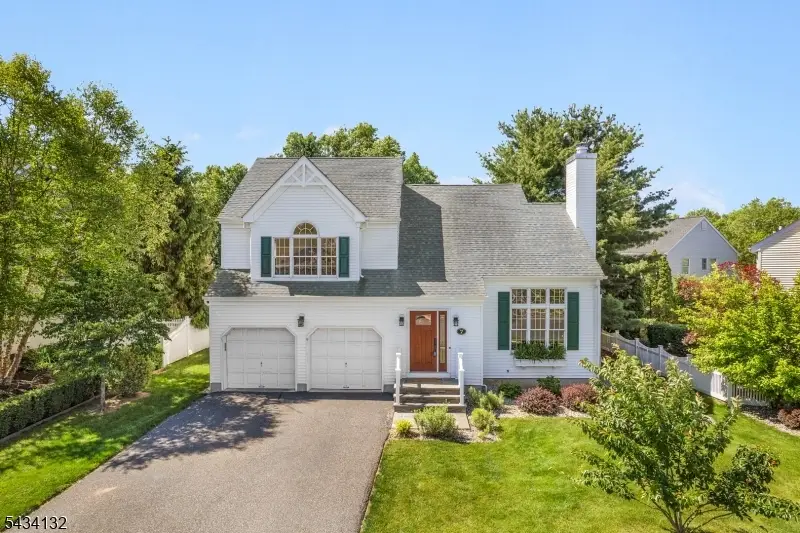 7 Mitchell Ln, Clinton, NJ 08809 - #1