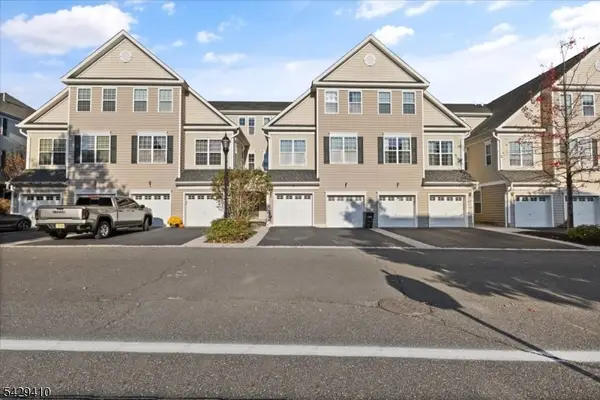 17 Swing Bridge Ln, South Bound Brook Boro, NJ 08880