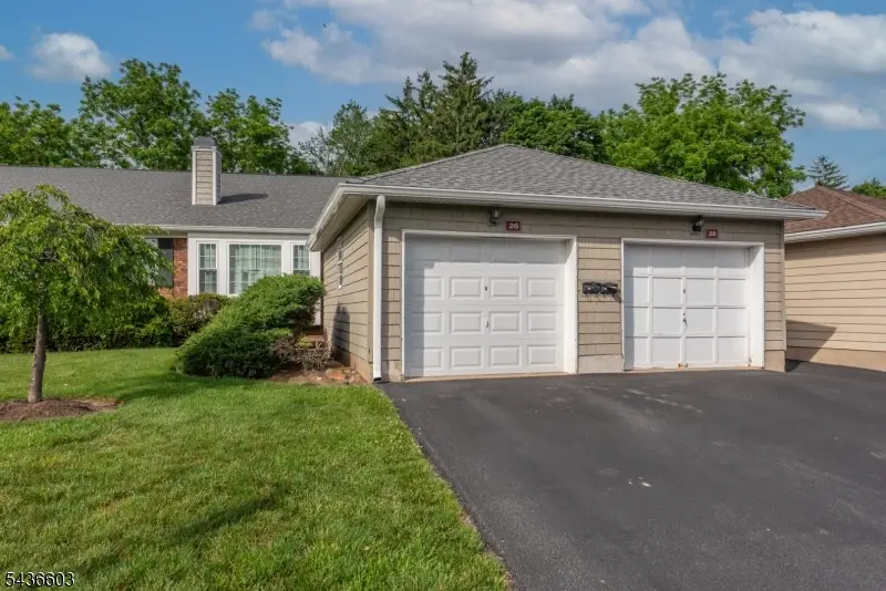 28 Brandywyne Dr, Florham Park, NJ 07932 - #1