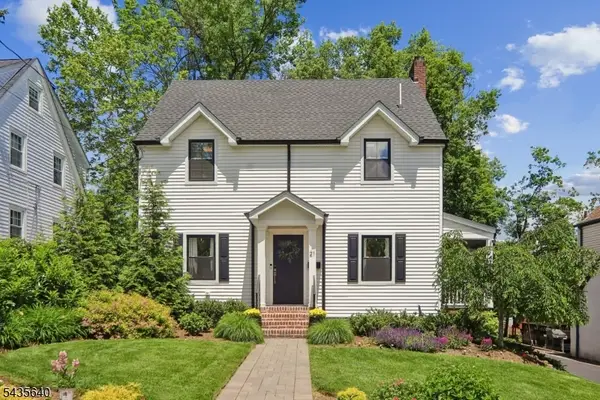 21 Evergreen Pl, Maplewood Twp., NJ 07040
