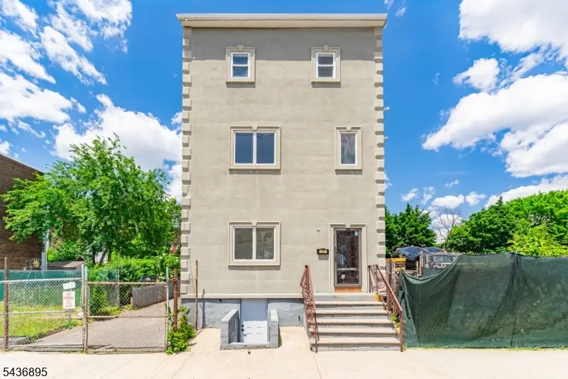 83 Sherman Ave, Newark, NJ 07114 - #1