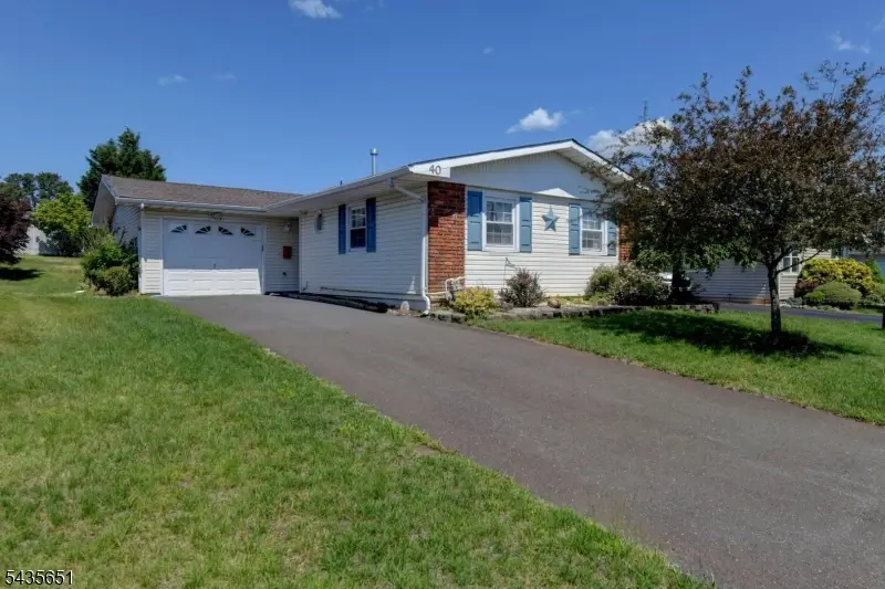 40 Sidney Ct, Brick, NJ 08724 - #1