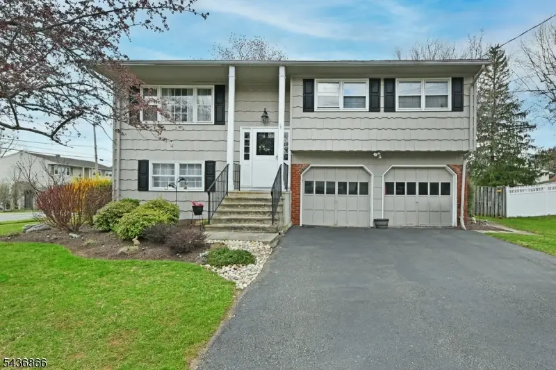 71 Clover Hill Dr, Flanders, NJ 07836 - #1