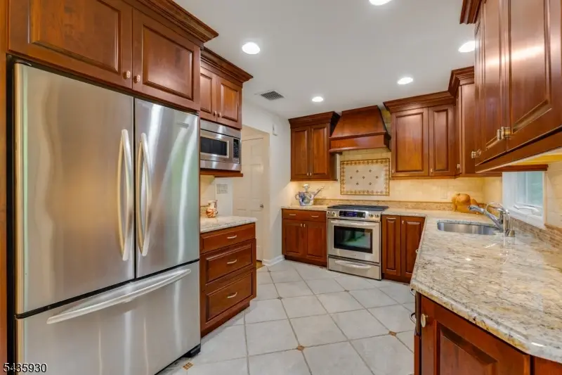 7 Syme Ave, West Orange, NJ 07052 - #3