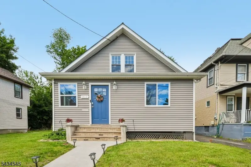 311 Monroe Ave, Plainfield, NJ 07063 - #1