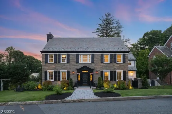 41 Crestwood Dr, Maplewood Twp., NJ 07040