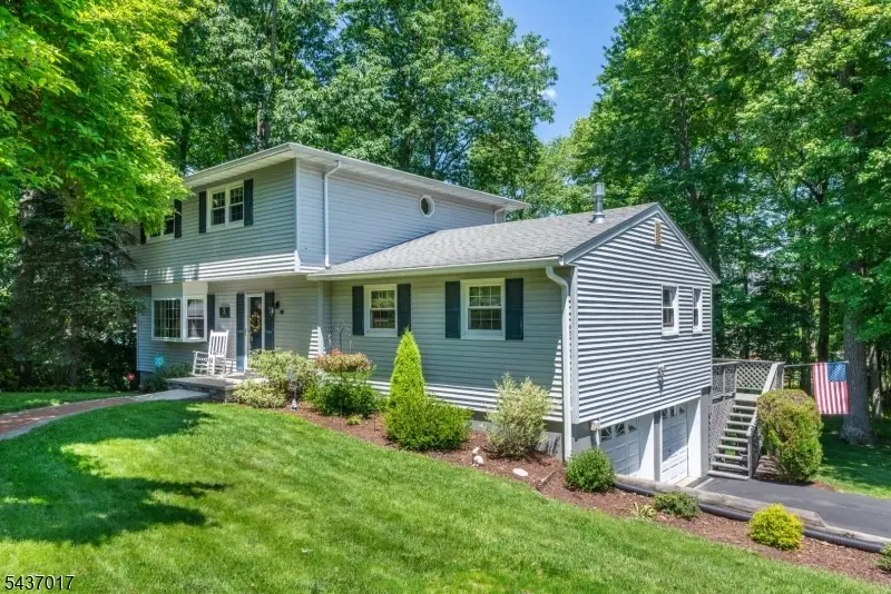 10 Brittany Road, Succasunna, NJ 07876 - #1