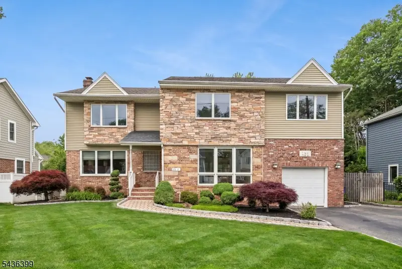 121 N Cottage Pl, Westfield, NJ 07090 - #1