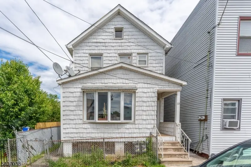 10 John St, Carteret, NJ 07008 - #1