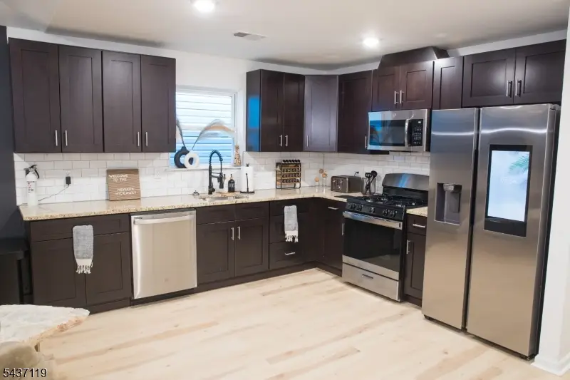 67 S 13th St, Newark, NJ 07107 - #3