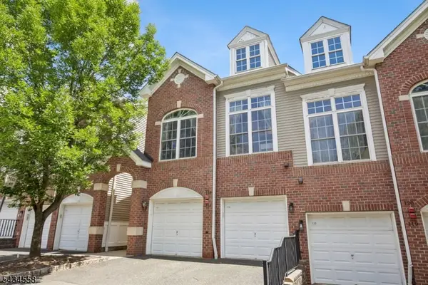 118 Donato Cir, Scotch Plains Twp., NJ 07076