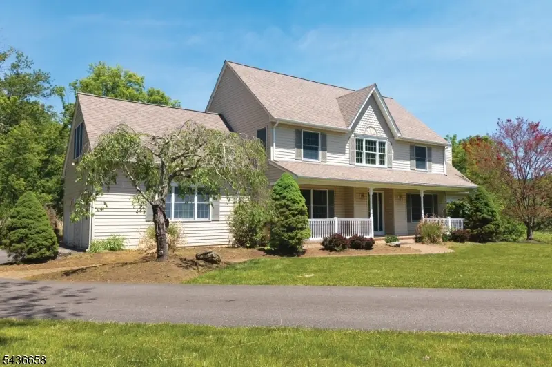 4 Winters Dr, Lebanon, NJ 08826 - #1
