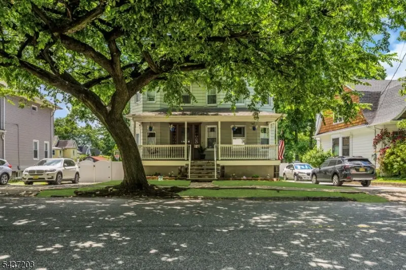 153 Mt Vernon St, Ridgefield Park, NJ 07660 - #2