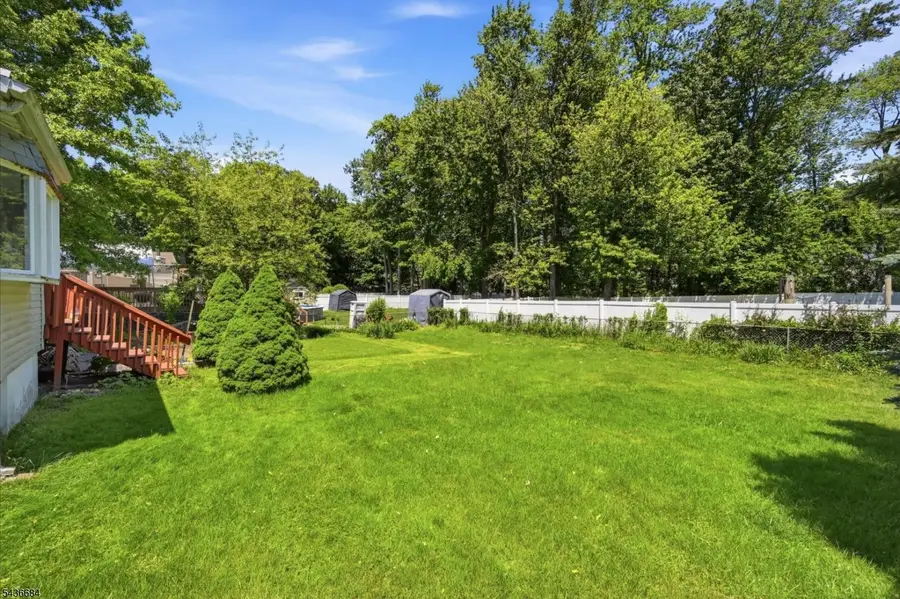 26 Hillside Ter, Livingston, NJ 07039 - #3