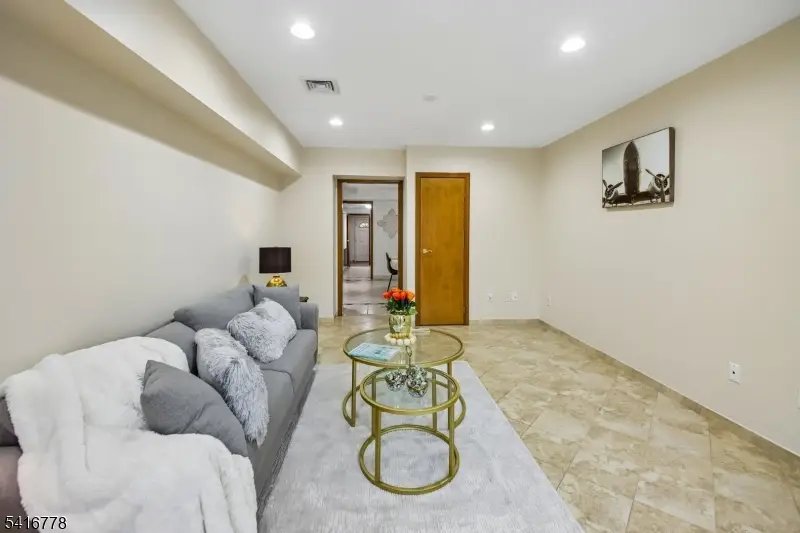 63 Waydell St, Newark, NJ 07105 - #2