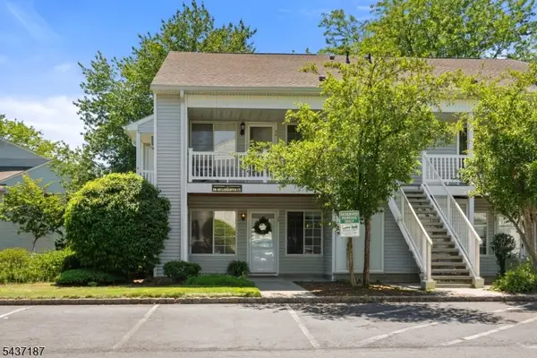 39 Larkspur Court, Bedminster Twp., NJ 07921