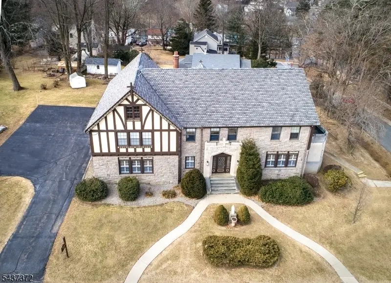 71 Bartholdi Ave, Butler, NJ 07405 - #1