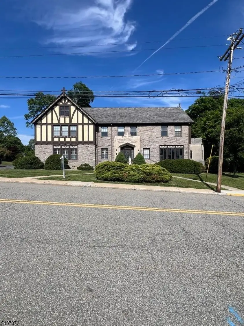 71 Bartholdi Ave, Butler, NJ 07405 - #2