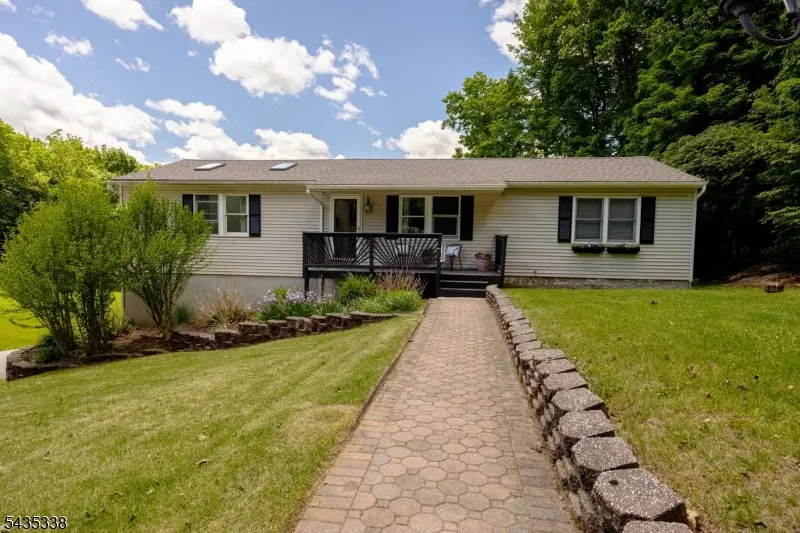 1 Bantry Ct, Vernon, NJ 07422 - #1