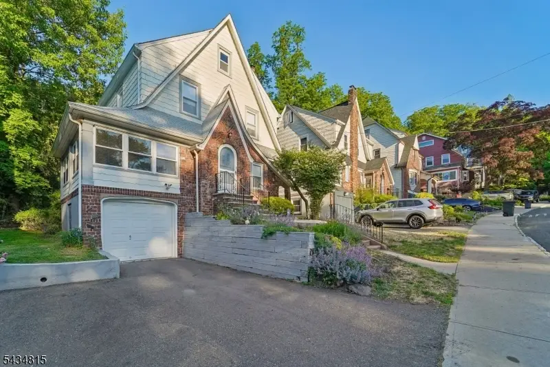 124 Walker Rd, West Orange, NJ 07052 - #2