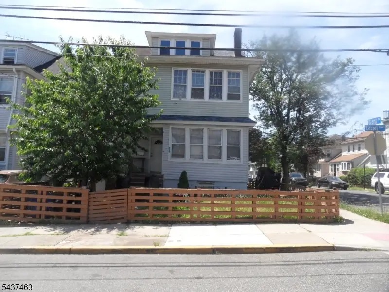 15 Laurel Ave, Irvington, NJ 07111 - #1