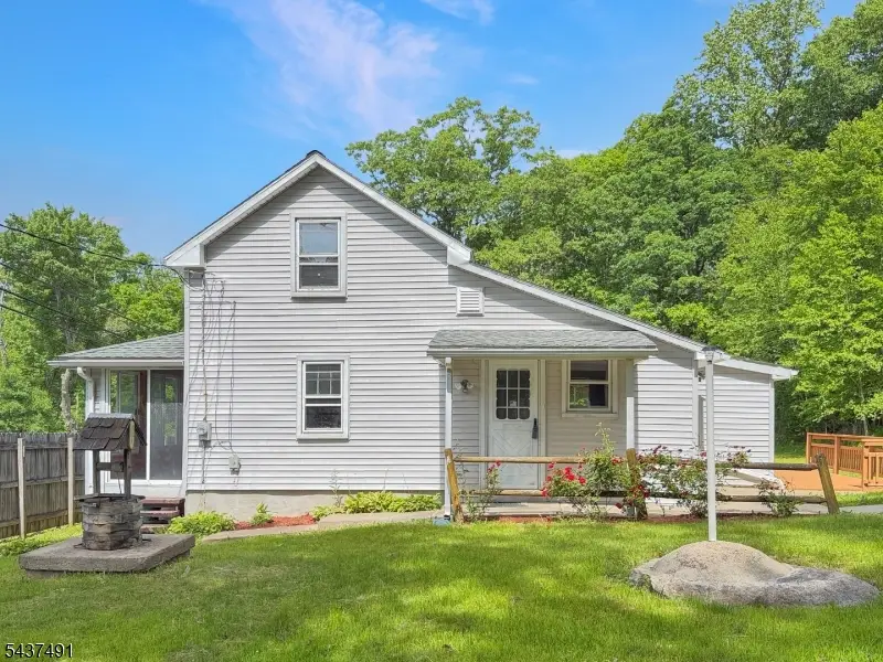 196 Rockport Rd, Mansfield, NJ 07865 - #1
