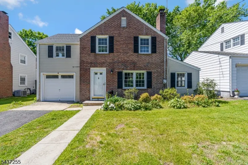 28 E Young St, Somerville, NJ 08876 - #1