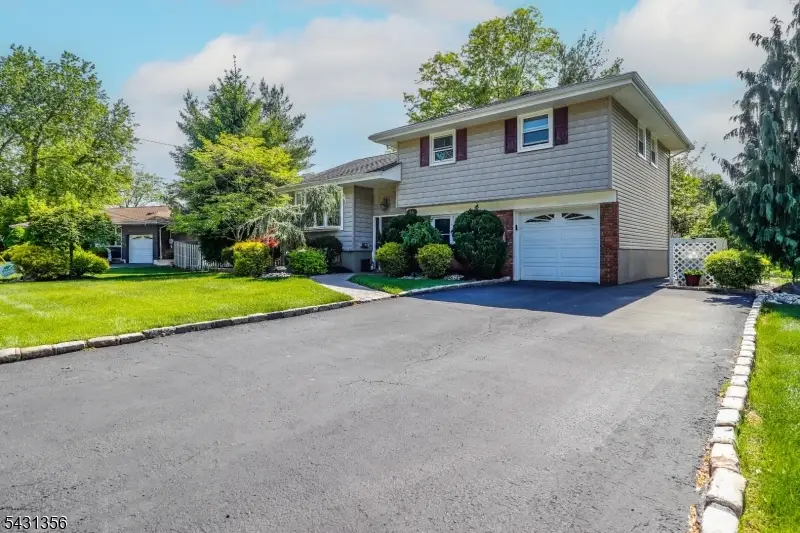 94 Hayes Ave, Clark, NJ 07066 - #3
